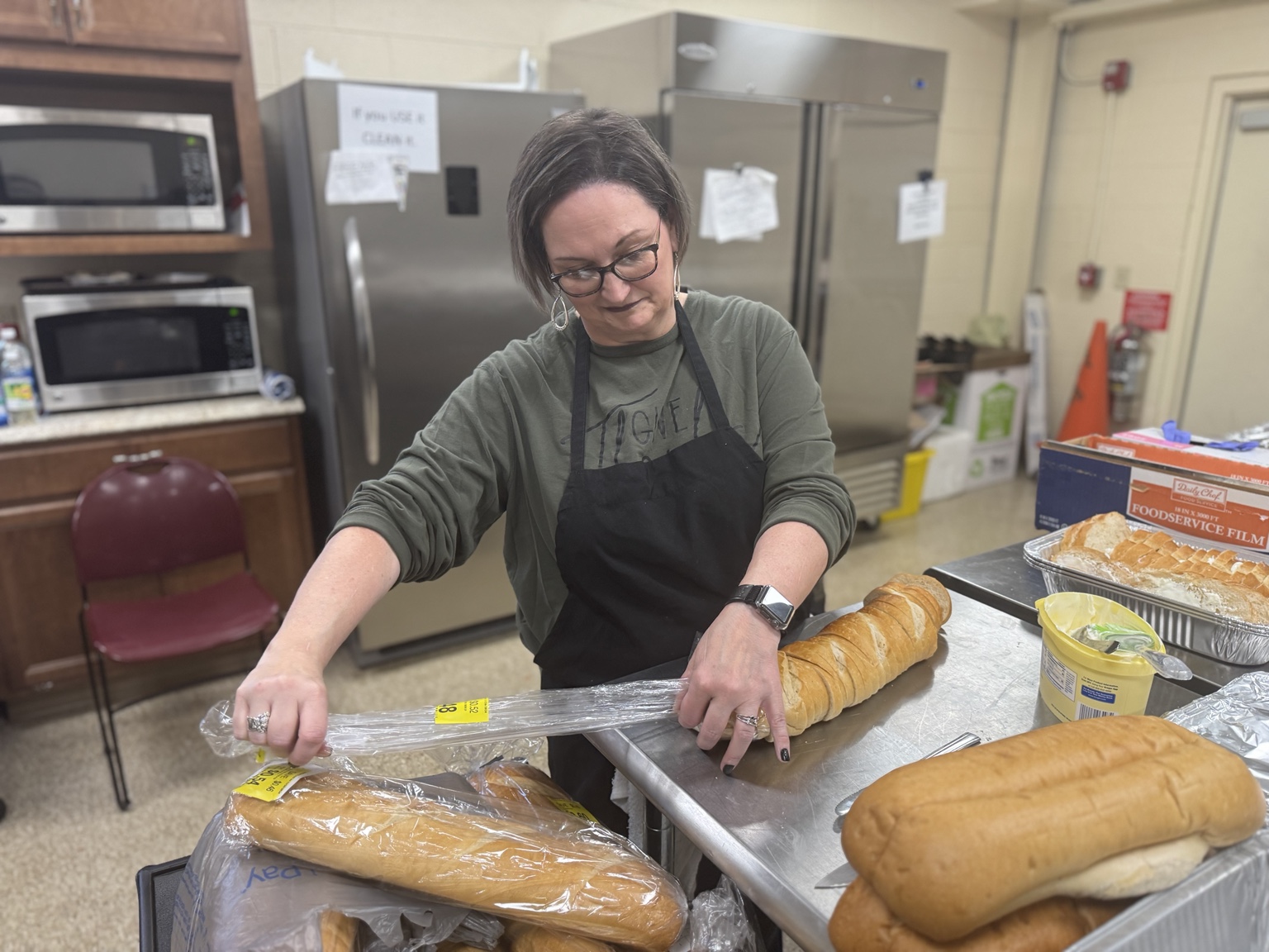 Community Thanksgiving volunteer moment